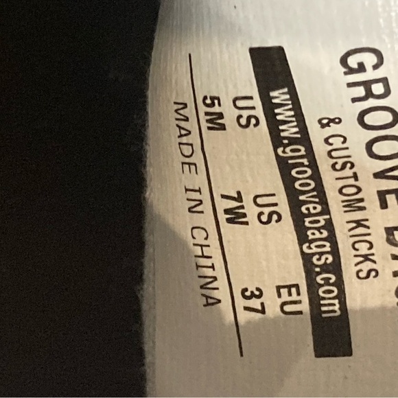 GROOVE BAGS Sz 5 Slip On Chunky Sole Pug Dog Design Slip On Flats Loafers - Picture 12 of 12